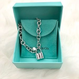 🚫sold🚫Authentic Tiffany & Co  Padlock Bracelet